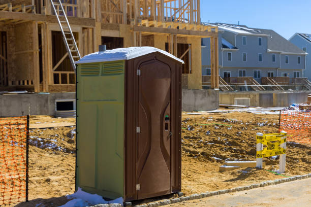 Best Portable bathroom rental  in Chariton, IA